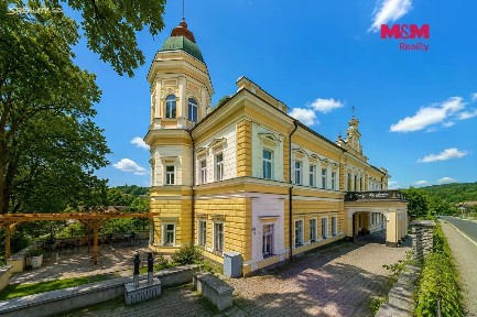 Prodej obchodního prostoru 5519 m²