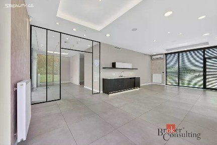Prodej obchodního prostoru 108 m²