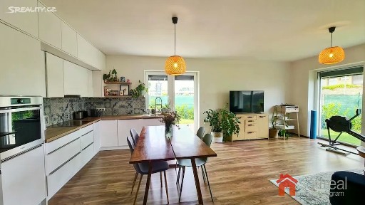 Pronájem rodinného domu 102 m², pozemek 472 m² U Kapličky, Buštěhrad