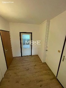 Pronájem bytu 2+1 43 m² Závodní, Děčín - Děčín V-Rozbělesy
