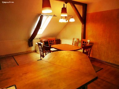 Pronájem bytu 3+kk 110 m² Míru, Novosedlice