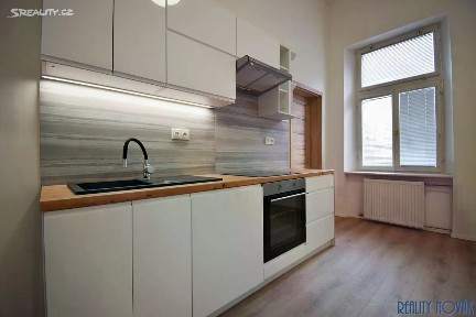 Pronájem bytu 2+kk 42 m² Českobratrská, Teplice