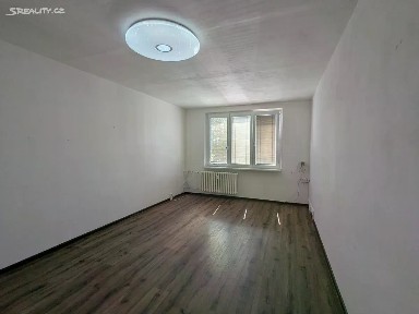 Pronájem bytu 2+1 60 m² Pionýrů, Klášterec nad Ohří - Miřetice u Klášterce nad Ohří