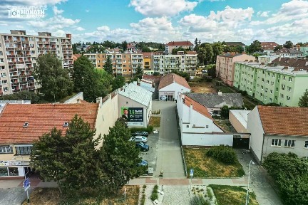 Prodej obchodního prostoru 900 m²
