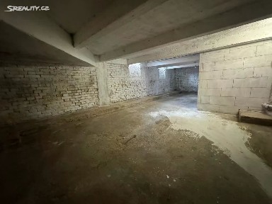 Prodej skladového prostoru 38 m²