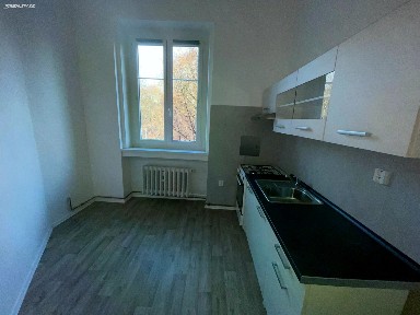 Pronájem bytu 1+1 30 m² Sadová, Ústí nad Labem - Ústí nad Labem-centrum