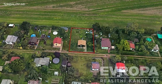 Prodej chaty 16 m², pozemek 379 m² Nad Hutěmi, Praha - Hloubětín