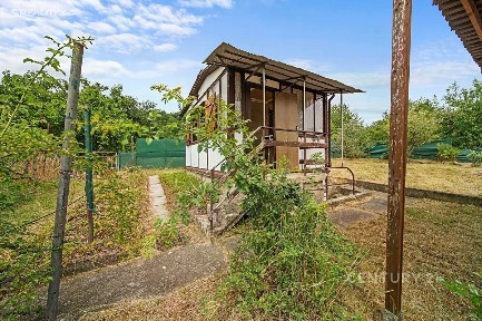 Prodej chaty 16 m², pozemek 328 m²