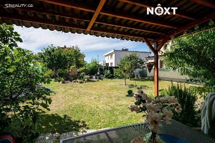 Prodej rodinného domu 239 m², pozemek 722 m²