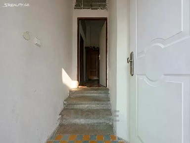 Prodej vícegeneračního domu 275 m², pozemek 739 m²