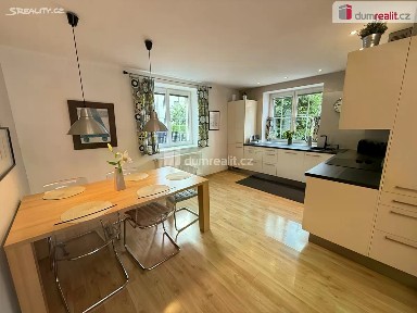 Prodej rodinného domu 120 m², pozemek 591 m² Slatinová, Praha - Řeporyje