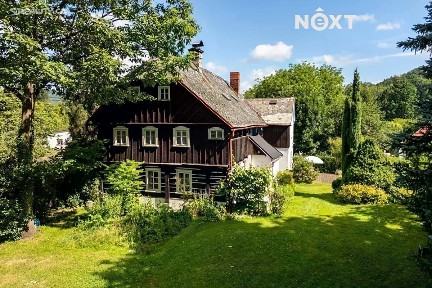 Prodej rodinného domu 225 m², pozemek 1262 m²