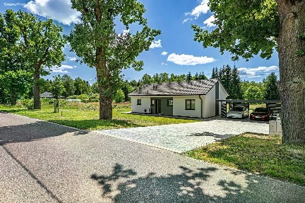 Prodej rodinného domu 90 m², pozemek 1530 m²