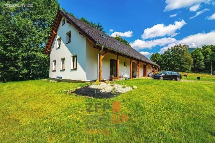 Prodej rodinného domu 99 m², pozemek 4134 m²