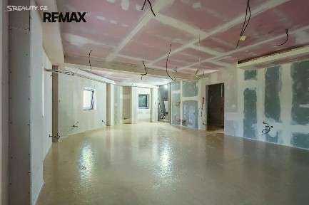 Prodej rodinného domu 130 m², pozemek 3400 m²