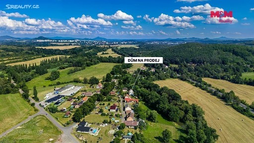 Prodej rodinného domu 270 m², pozemek 1365 m²