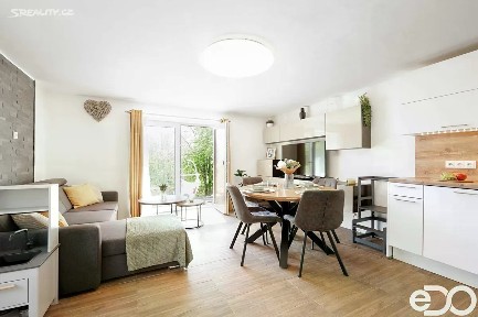 Prodej rodinného domu 105 m², pozemek 1161 m²