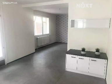 Pronájem obchodního prostoru 40 m² Školní, Jindřichův Hradec - Jindřichův Hradec I
