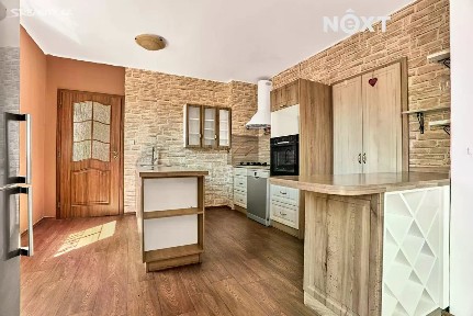 Prodej bytu 6 pokojů a více 134 m² Kraslická, Lomnice