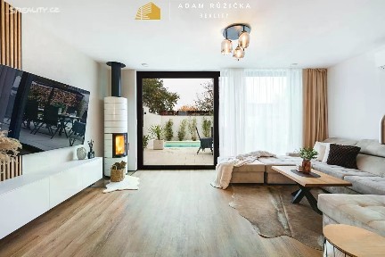 Pronájem rodinného domu 137 m², pozemek 303 m² Zemědělská, Pardubice - Mnětice