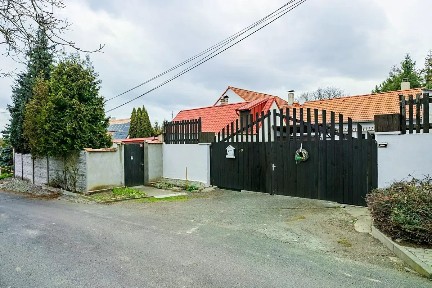 Prodej rodinného domu 144 m², pozemek 444 m² Evaň - Horka