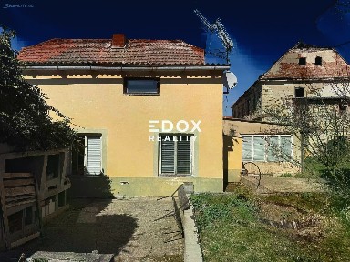 Prodej rodinného domu 200 m², pozemek 1530 m²
