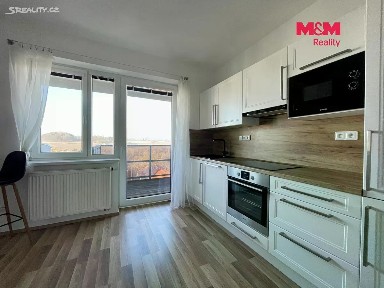 Pronájem bytu 1+kk 25 m² U Areálu, Tábor