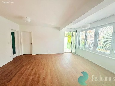 Pronájem bytu 2+kk 55 m² Jeronýmova, České Budějovice - České Budějovice 6
