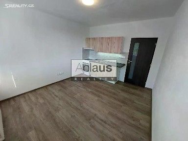 Pronájem bytu 1+kk 21 m² Sídliště F. Hrubína, Chlum u Třeboně