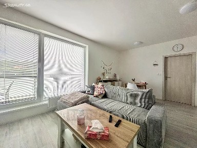 Pronájem bytu 3+kk 76 m² Pod Tratí, Včelná