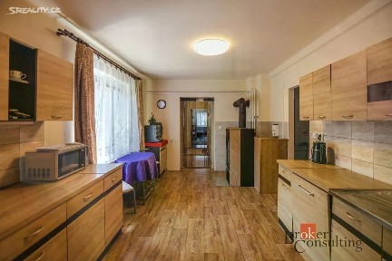 Prodej rodinného domu 106 m², pozemek 1580 m²