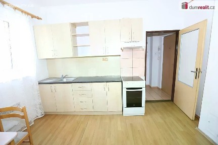 Pronájem bytu 1+1 33 m² Nádražní, Bečov nad Teplou