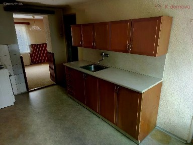 Prodej rodinného domu 160 m², pozemek 230 m²