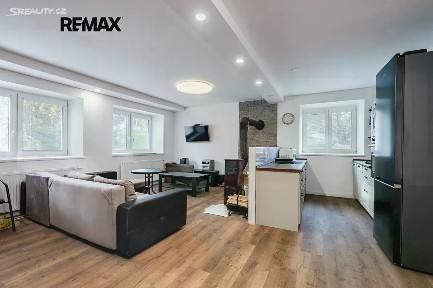 Prodej rodinného domu 240 m², pozemek 503 m²
