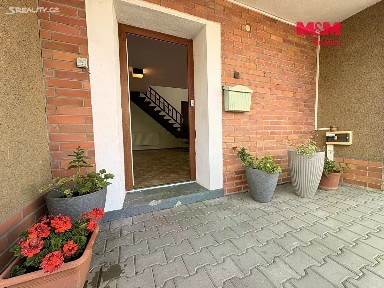 Prodej rodinného domu 160 m², pozemek 806 m²