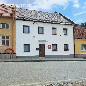 Čechy pod Kosířem, Prostějov, Komenského