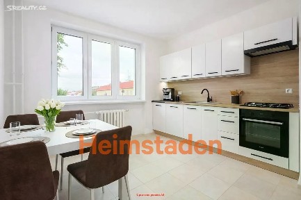 Pronájem bytu 3+1 74 m² Čapkova, Karviná - Nové Město