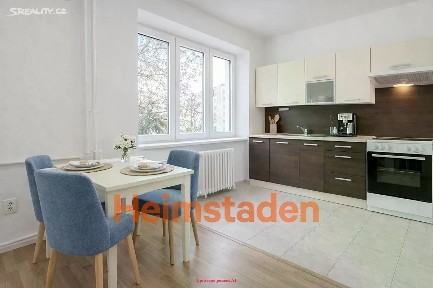 Pronájem bytu 1+kk 31 m² Urxova, Karviná - Nové Město