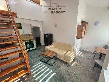 Pronájem bytu 2+kk 37 m² Na Lánech, Ostrava - Nová Ves