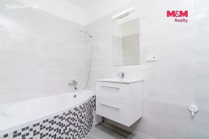 Pronájem bytu 2+1 58 m² Politických obětí, Frýdek-Místek - Místek