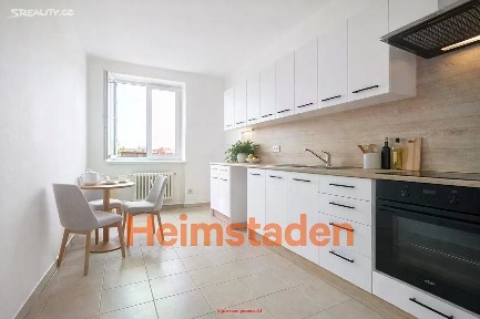 Pronájem bytu 2+1 55 m² Komenského, Ostrava - Poruba