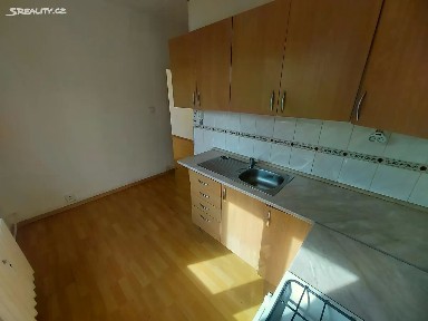 Pronájem bytu 2+1 51 m² U Nové školy, Ostrava - Hrabůvka