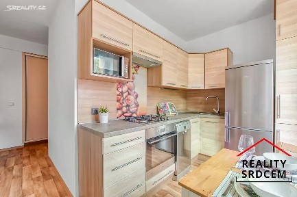 Pronájem bytu 2+1 53 m² Na Kopci, Karviná - Mizerov