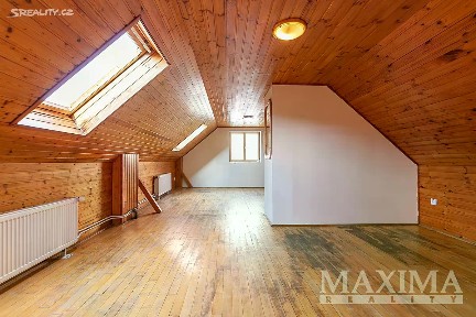 Pronájem rodinného domu 110 m², pozemek 110 m² Starodubečská, Praha - Dubeč