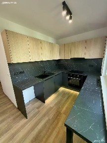 Pronájem bytu 2+1 55 m² Průmyslová, Uherské Hradiště