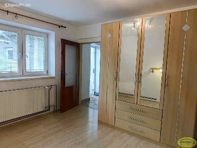 Hulín, Kroměříž, Komenského