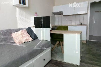 Pronájem bytu 1+kk 27 m² U Trojáku, Zlín