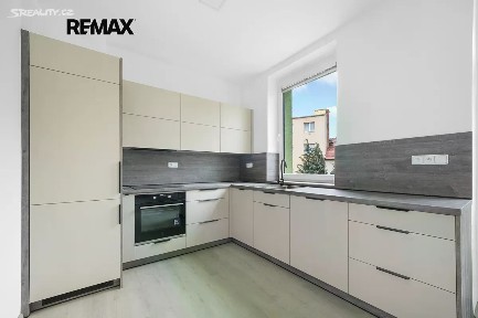 Pronájem bytu 2+kk 47 m² Cornovova, Brno - Černovice