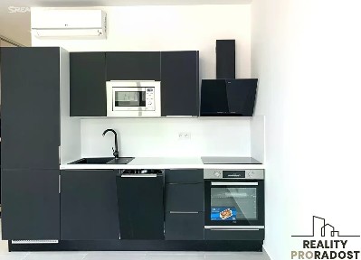 Pronájem bytu 1+kk 33 m² Jakubské náměstí, Brno - Brno-město