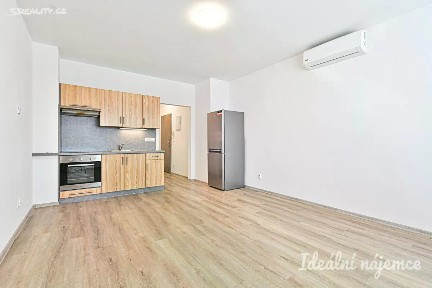 Pronájem bytu 1+kk 33 m² Svitavská, Brno - Brno-sever